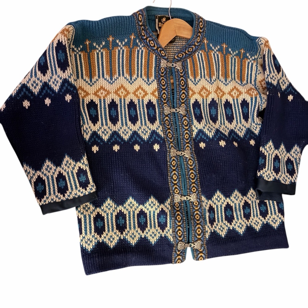 Nesjar Vintage Wool Elegant Blue and Cream Women's Cardigan - Made in Norway